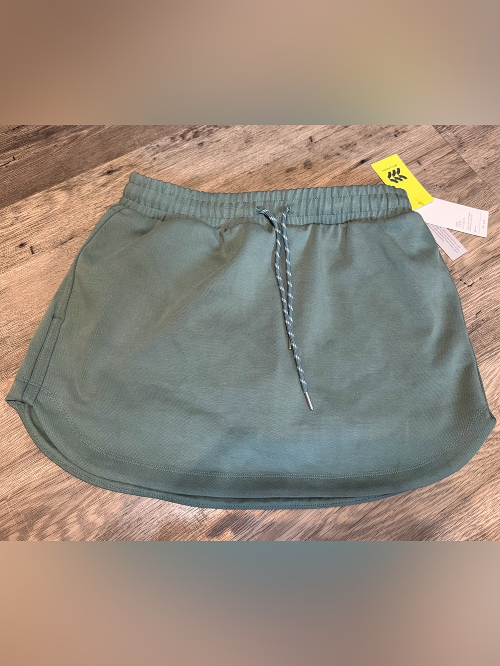 All in Motion Airy Sleek Mid-Rise Active Knit Skort Olive Green Size S NWT